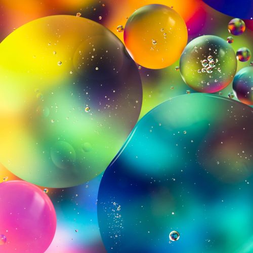 rainbow-oil-drops-water-surface-abstract-background